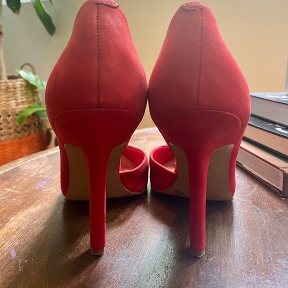 BCBG Red Pointed Toe Stiletto - Picture 4 of 9